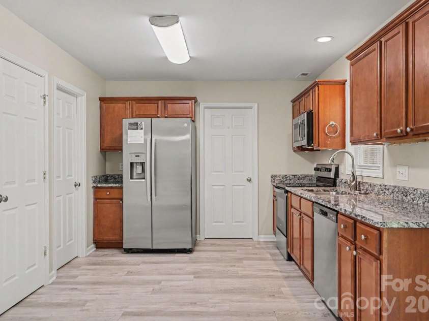 3948 Newhall Drive, Conover, NC 28601.  MLS# CAR4411681, YatesRealty ID 41487. 