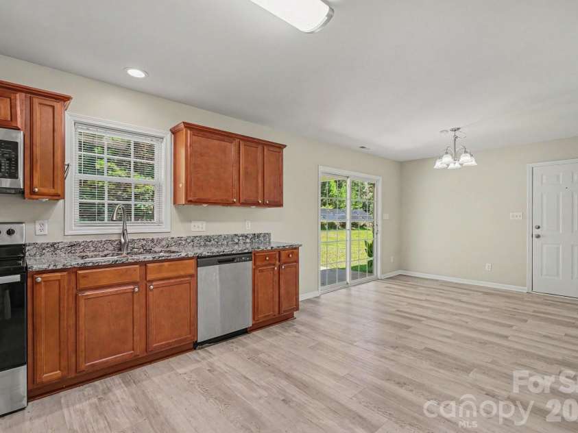 3948 Newhall Drive, Conover, NC 28601.  MLS# CAR4411681, YatesRealty ID 41487. 