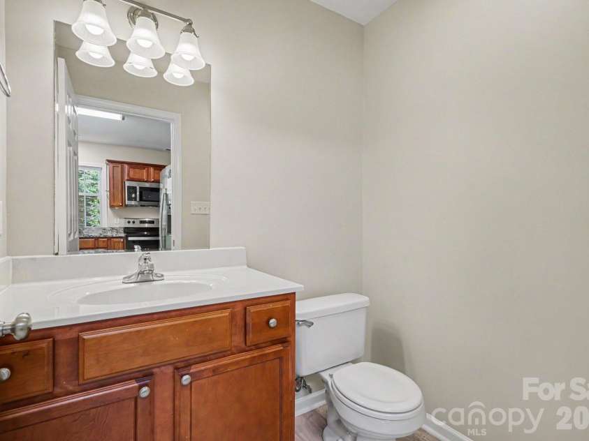 3948 Newhall Drive, Conover, NC 28601.  MLS# CAR4411681, YatesRealty ID 41487. 