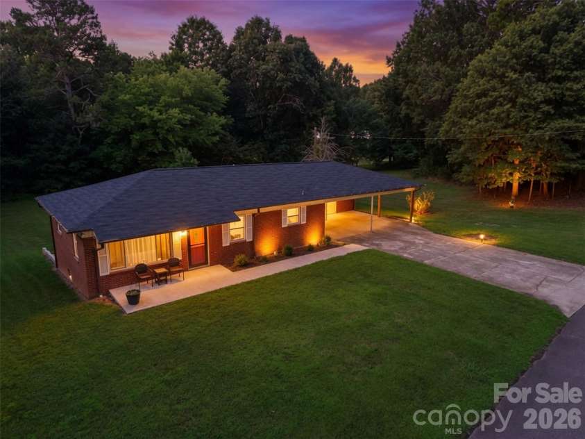 76 Ken Smith Lane, Taylorsville, NC 28681.  MLS# CAR4411656, YatesRealty ID 41489. 