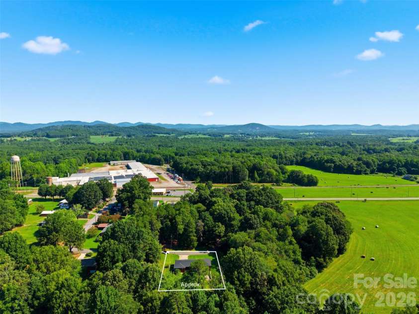76 Ken Smith Lane, Taylorsville, NC 28681.  MLS# CAR4411656, YatesRealty ID 41489. 