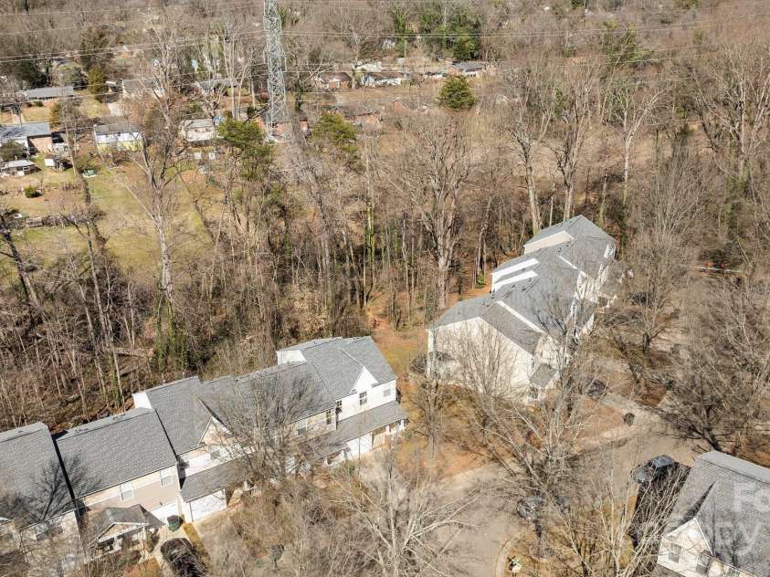 471 Doughton Lane, Charlotte, NC 28217.  MLS# CAR4225949, YatesRealty ID 4149. 