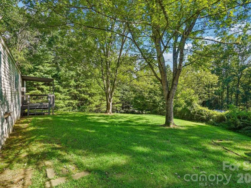 605 Turkey Creek Terrace, Leicester, NC 28748.  MLS# CAR4411218, YatesRealty ID 41493. 