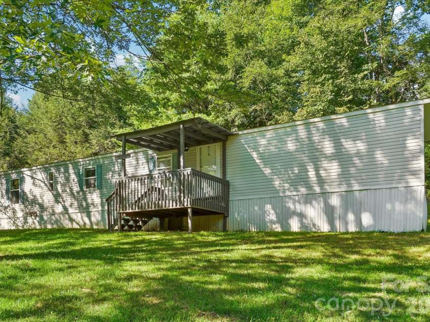 605 Turkey Creek Terrace, Leicester, NC 28748.  MLS# CAR4411218, YatesRealty ID 41493. 