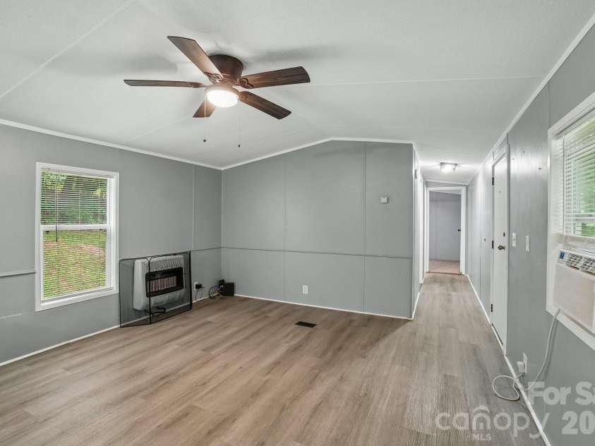 605 Turkey Creek Terrace, Leicester, NC 28748.  MLS# CAR4411218, YatesRealty ID 41493. 
