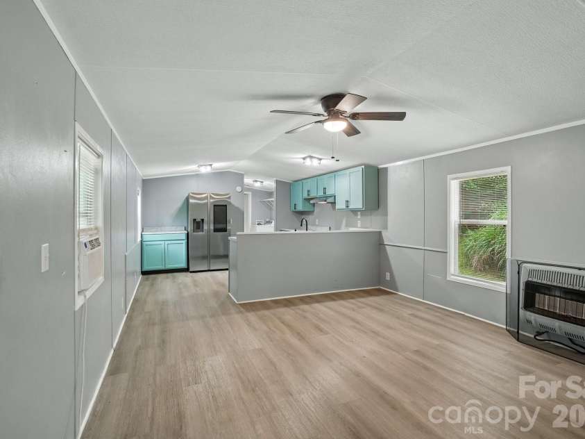 605 Turkey Creek Terrace, Leicester, NC 28748.  MLS# CAR4411218, YatesRealty ID 41493. 