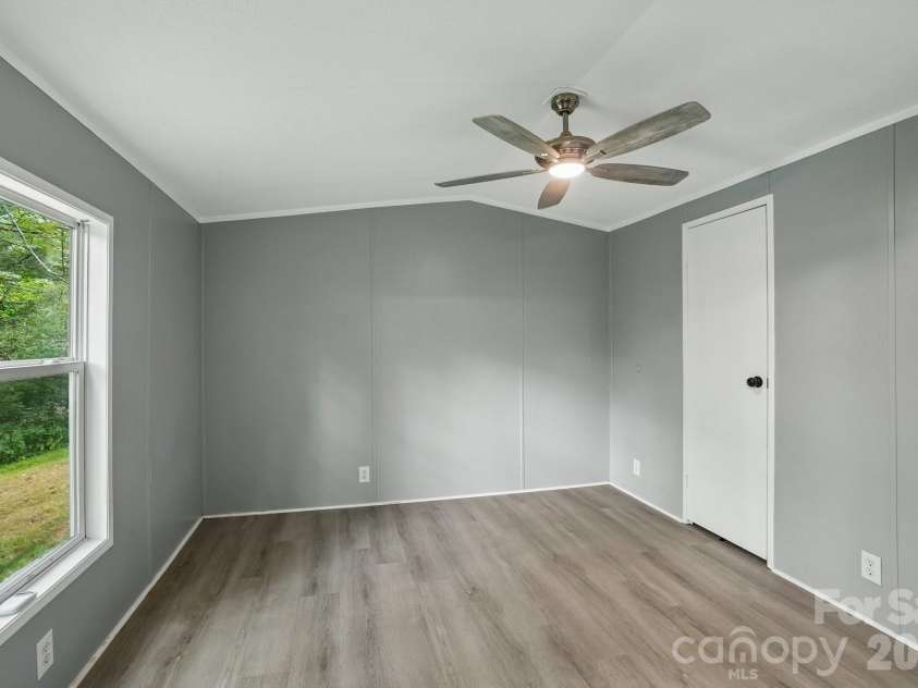 605 Turkey Creek Terrace, Leicester, NC 28748.  MLS# CAR4411218, YatesRealty ID 41493. 
