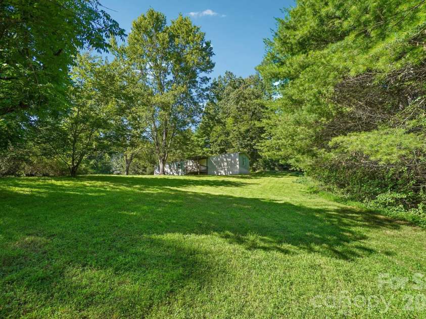 605 Turkey Creek Terrace, Leicester, NC 28748.  MLS# CAR4411218, YatesRealty ID 41493. 