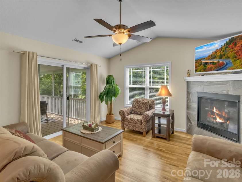 140 February Lane, Waynesville, NC 28785.  MLS# CAR4411865, YatesRealty ID 41497. 