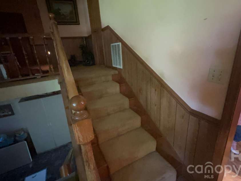 4294 Horseshoe Bend Road, Hudson, NC 28638.  MLS# CAR4411871, YatesRealty ID 41499. 