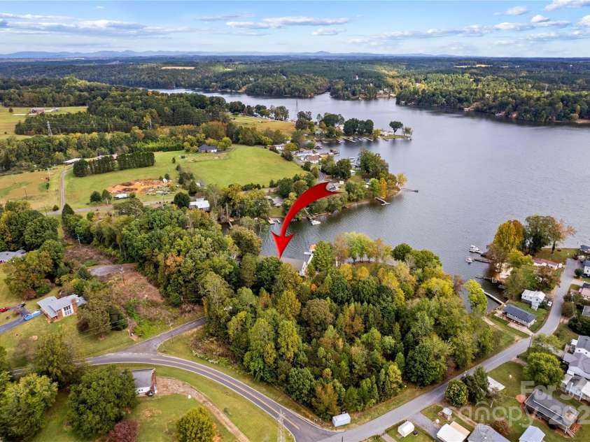 4322 Circle Drive, Claremont, NC 28610.  MLS# CAR4311309, YatesRealty ID 415. 