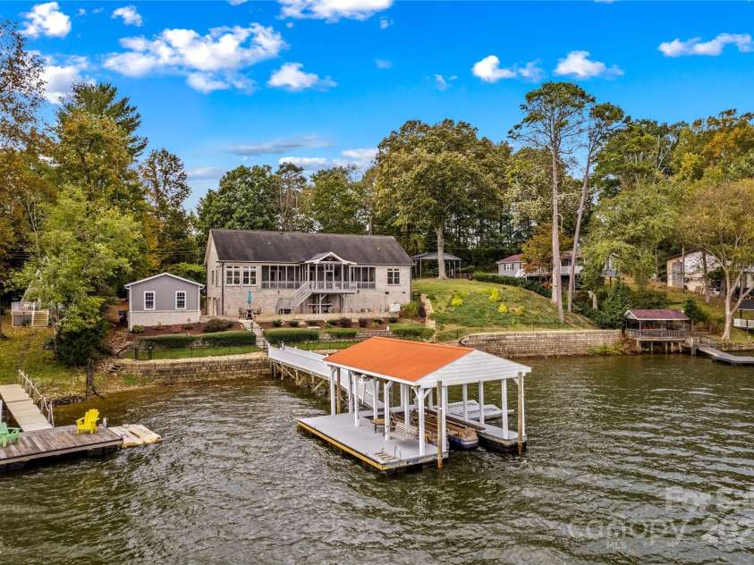 4322 Circle Drive, Claremont, NC 28610.  MLS# CAR4311309, YatesRealty ID 415. 