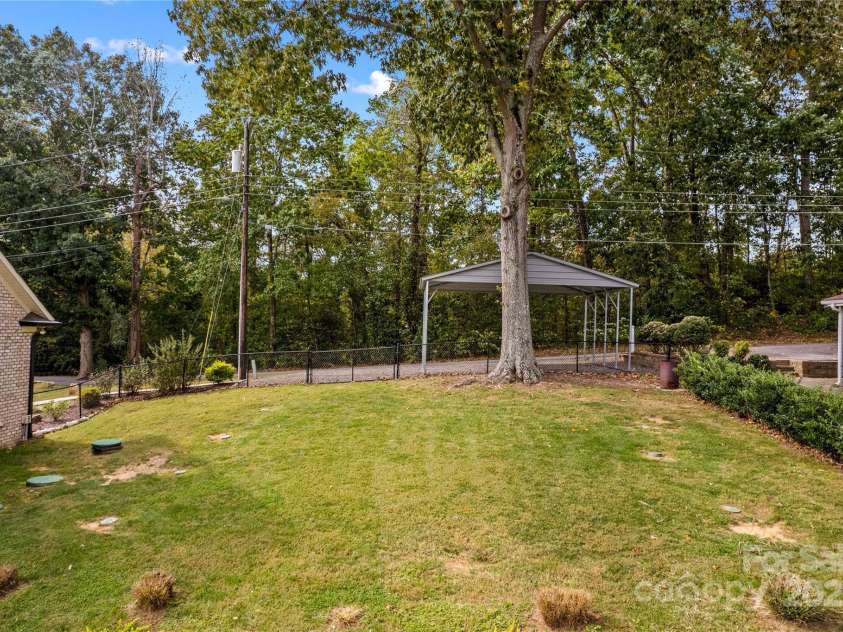 4322 Circle Drive, Claremont, NC 28610.  MLS# CAR4311309, YatesRealty ID 415. 