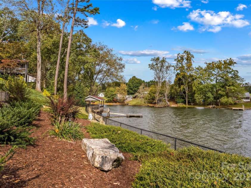 4322 Circle Drive, Claremont, NC 28610.  MLS# CAR4311309, YatesRealty ID 415. 