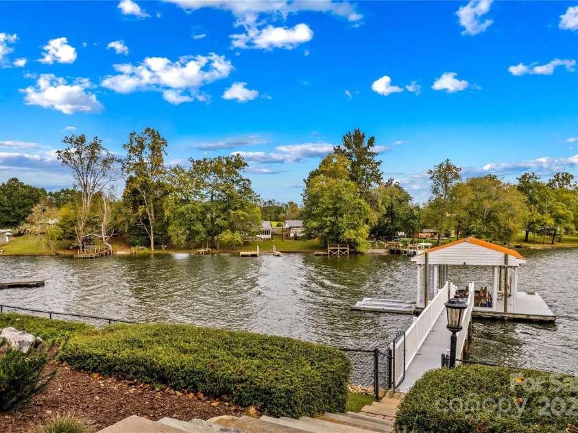 4322 Circle Drive, Claremont, NC 28610.  MLS# CAR4311309, YatesRealty ID 415. 