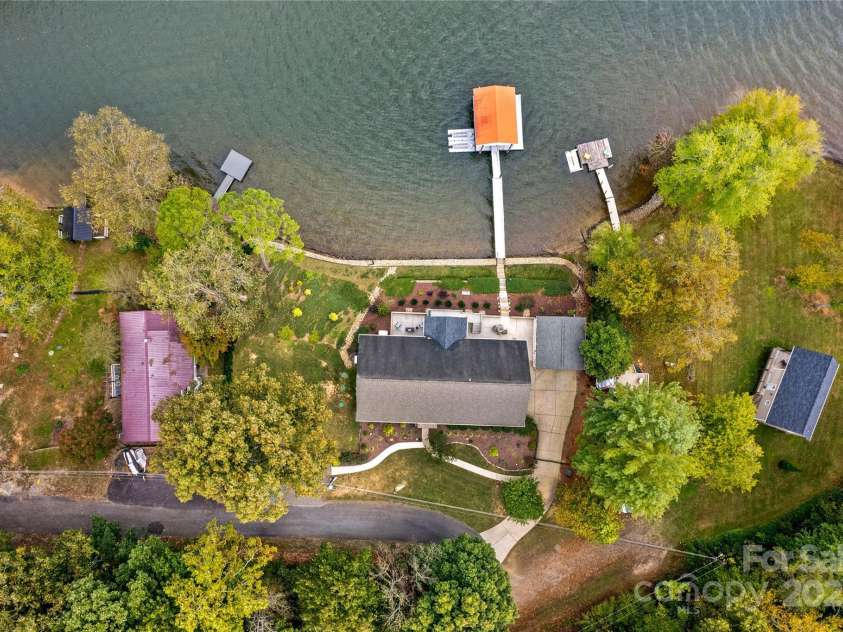 4322 Circle Drive, Claremont, NC 28610.  MLS# CAR4311309, YatesRealty ID 415. 