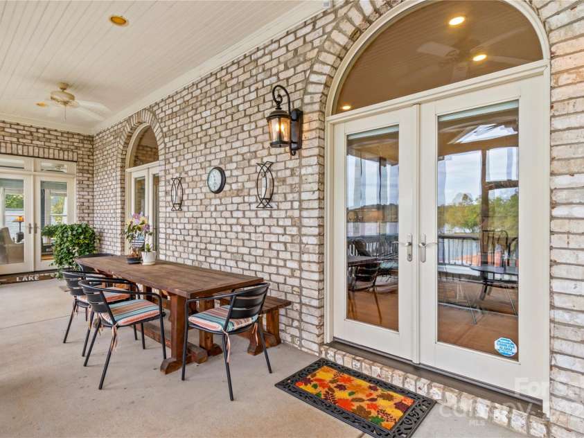 4322 Circle Drive, Claremont, NC 28610.  MLS# CAR4311309, YatesRealty ID 415. 