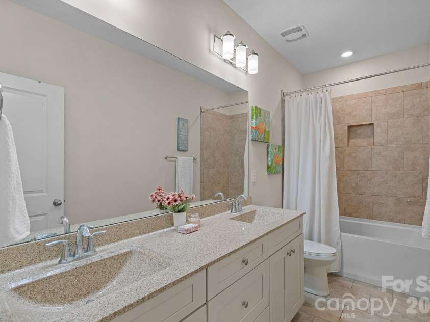 116 Abbeville Lane, Mooresville, NC 28117.  MLS# CAR4383889, YatesRealty ID 4150. 