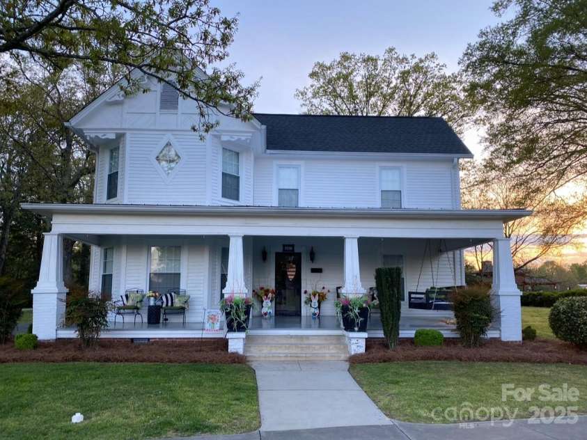 401 Hoke Street, Landis, NC 28088.  MLS# CAR4231333, YatesRealty ID 4150. 