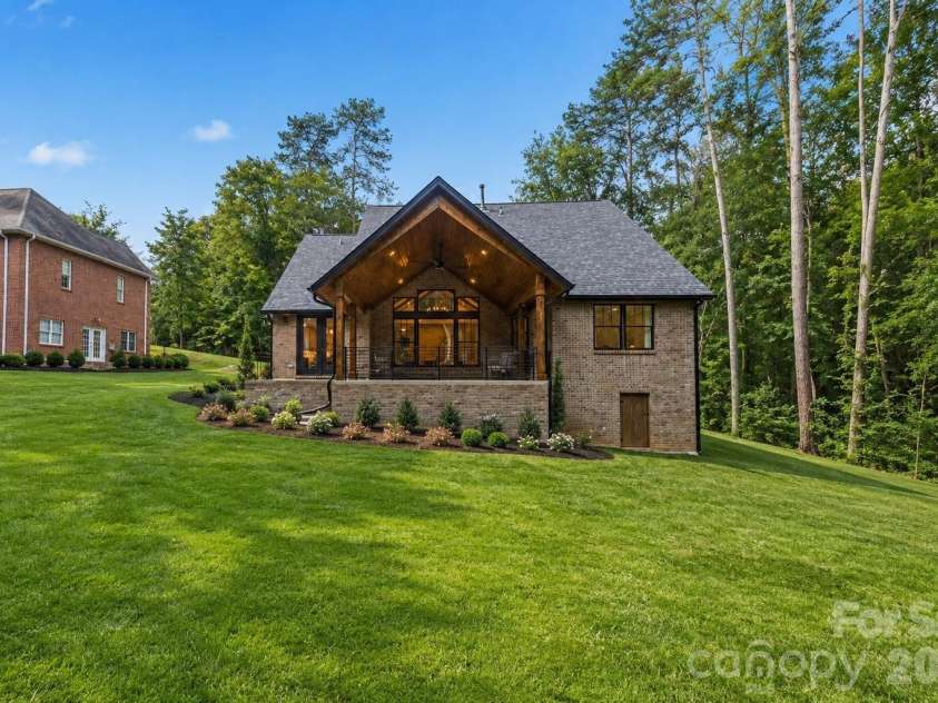 401 7th Street, Conover, NC 28613.  MLS# CAR4403346, YatesRealty ID 41503. 