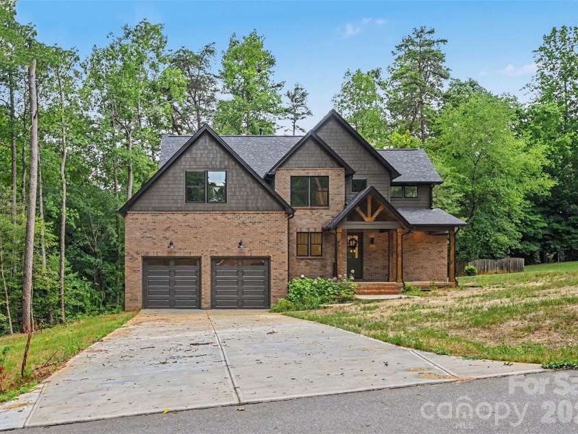 401 7th Street, Conover, NC 28613.  MLS# CAR4403346, YatesRealty ID 41503. 