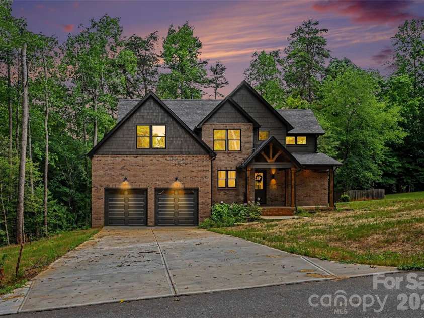 401 7th Street, Conover, NC 28613.  MLS# CAR4403346, YatesRealty ID 41503. 