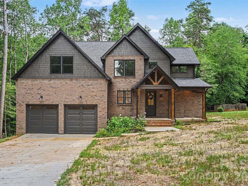 401 7th Street, Conover, NC 28613.  MLS# CAR4403346, YatesRealty ID 41503. 