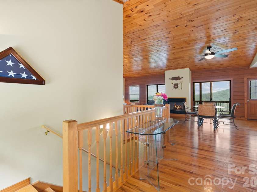 646 Trials Gap Drive, Waynesville, NC 28786.  MLS# CAR4409182, YatesRealty ID 41504. 