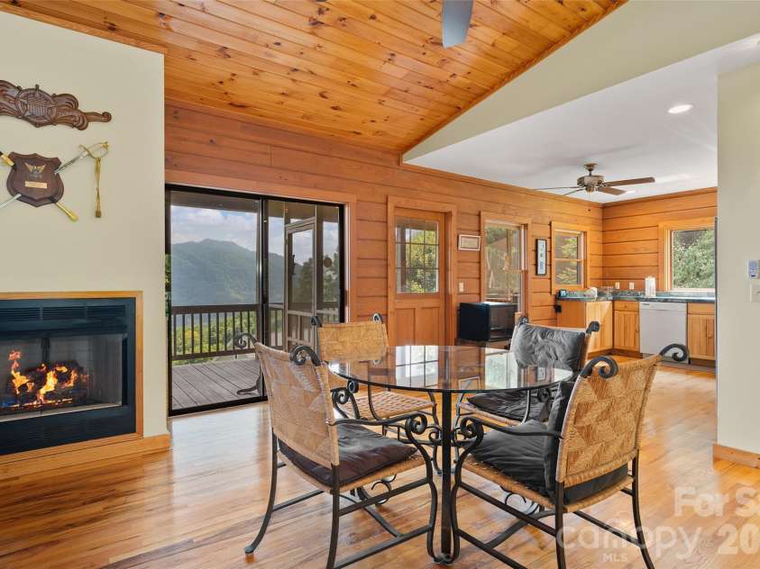 646 Trials Gap Drive, Waynesville, NC 28786.  MLS# CAR4409182, YatesRealty ID 41504. 