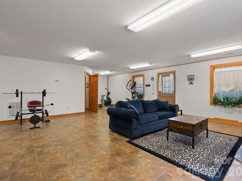 646 Trials Gap Drive, Waynesville, NC 28786.  MLS# CAR4409182, YatesRealty ID 41504. 