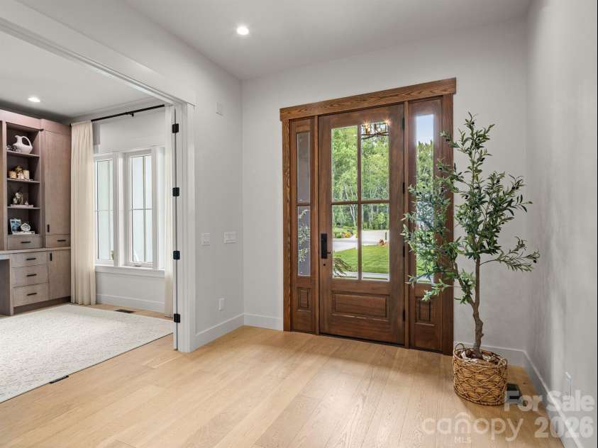 133 Annabelle Linn Drive, Fairview, NC 28730.  MLS# CAR4408603, YatesRealty ID 41509. 