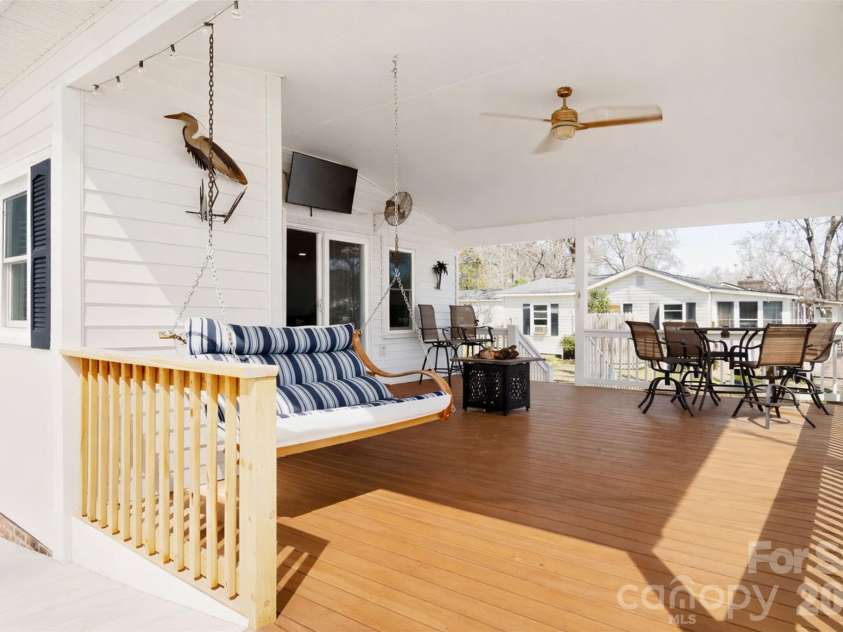 2466 Cottage Lane, Liberty Hill, SC 29074.  MLS# CAR4352753, YatesRealty ID 4151. 