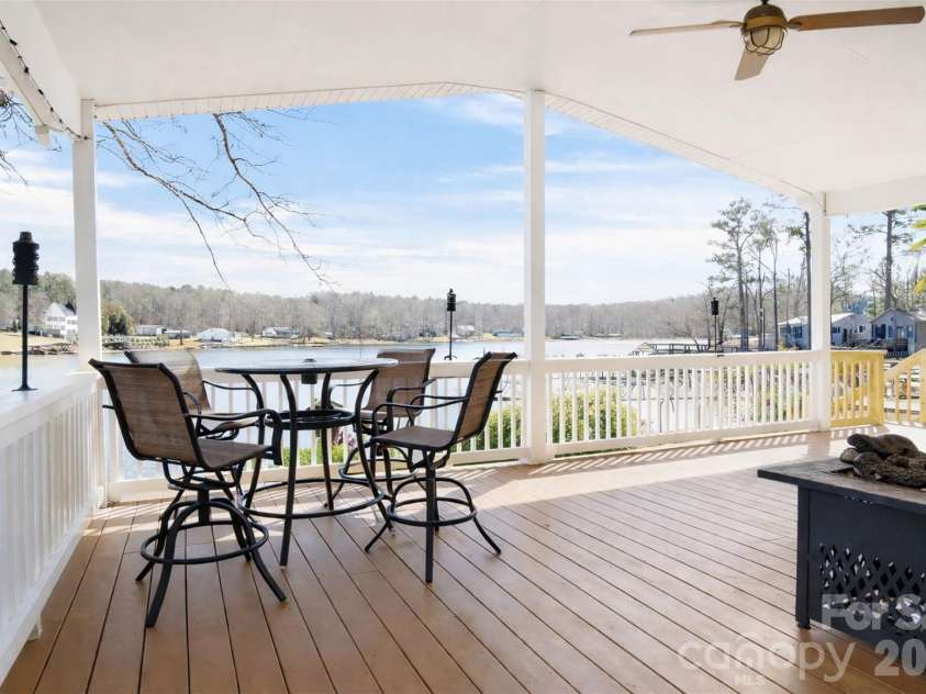 2466 Cottage Lane, Liberty Hill, SC 29074.  MLS# CAR4352753, YatesRealty ID 4151. 