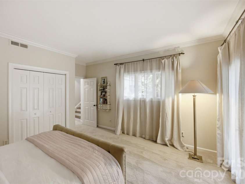 528 Stuart Ridge, Cramerton, NC 28032.  MLS# CAR4408813, YatesRealty ID 41511. 