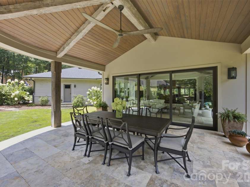 528 Stuart Ridge, Cramerton, NC 28032.  MLS# CAR4408813, YatesRealty ID 41511. 