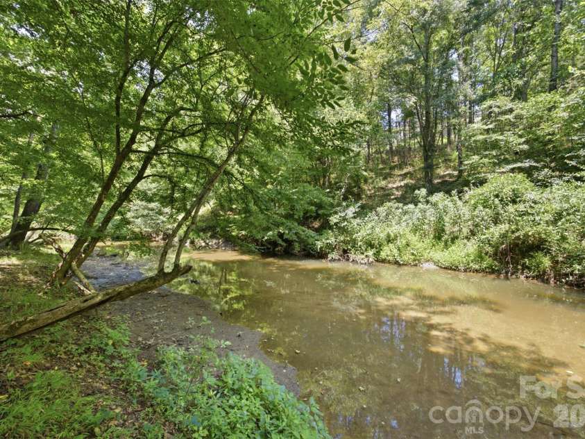 528 Stuart Ridge, Cramerton, NC 28032.  MLS# CAR4408813, YatesRealty ID 41511. 