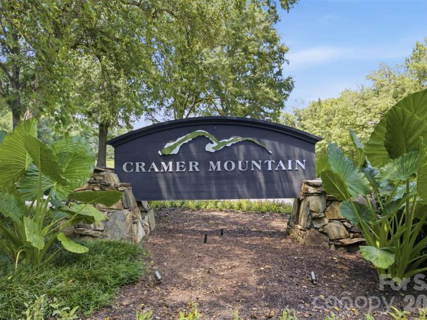 528 Stuart Ridge, Cramerton, NC 28032.  MLS# CAR4408813, YatesRealty ID 41511. 