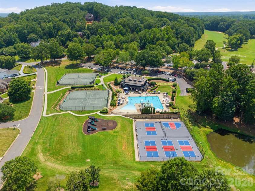 528 Stuart Ridge, Cramerton, NC 28032.  MLS# CAR4408813, YatesRealty ID 41511. 
