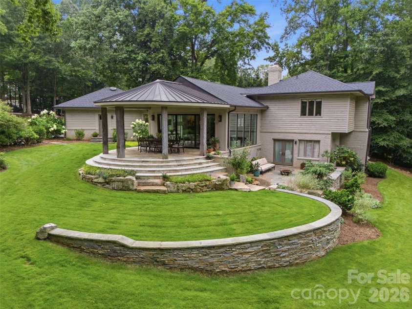 528 Stuart Ridge, Cramerton, NC 28032.  MLS# CAR4408813, YatesRealty ID 41511. 