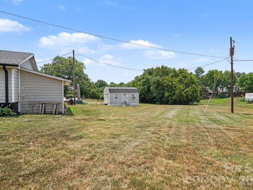 217 Cline Street, Lawndale, NC 28090.  MLS# CAR4404014, YatesRealty ID 41517. 