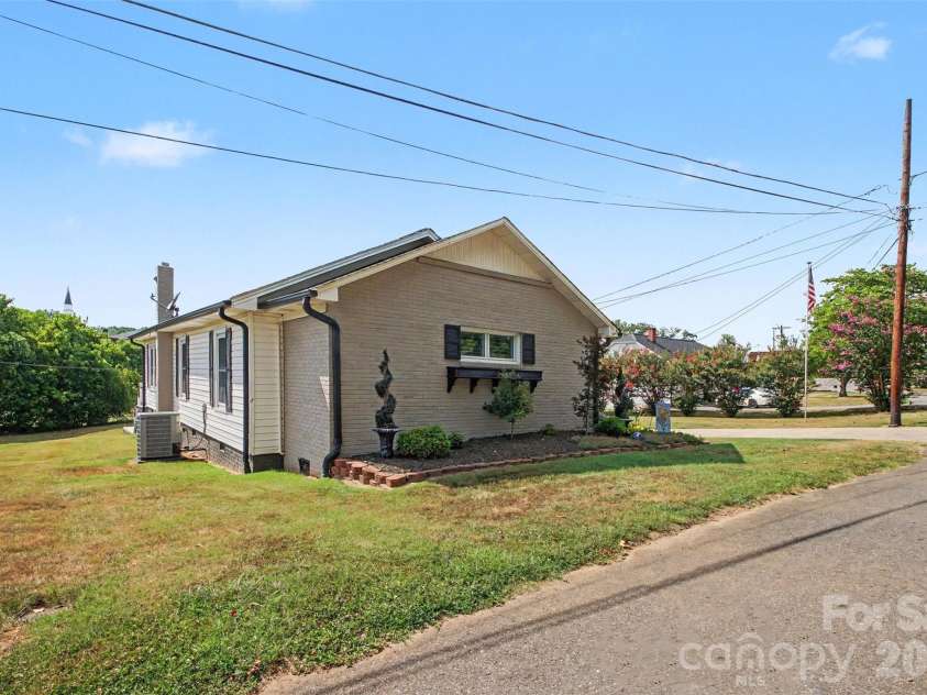 217 Cline Street, Lawndale, NC 28090.  MLS# CAR4404014, YatesRealty ID 41517. 
