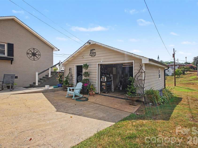 217 Cline Street, Lawndale, NC 28090.  MLS# CAR4404014, YatesRealty ID 41517. 