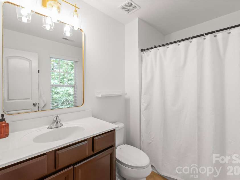 168 Limerick Road, Mooresville, NC 28115.  MLS# CAR4410572, YatesRealty ID 41519. 