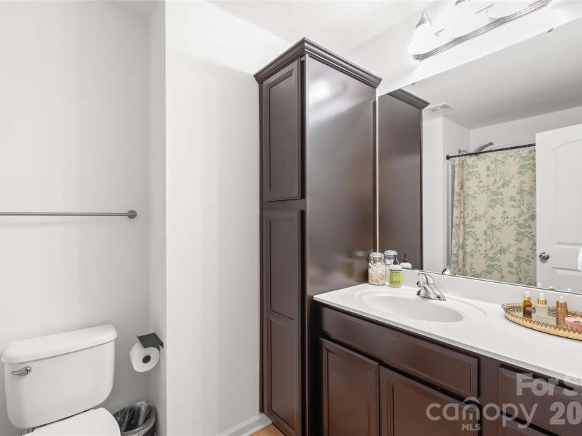 168 Limerick Road, Mooresville, NC 28115.  MLS# CAR4410572, YatesRealty ID 41519. 