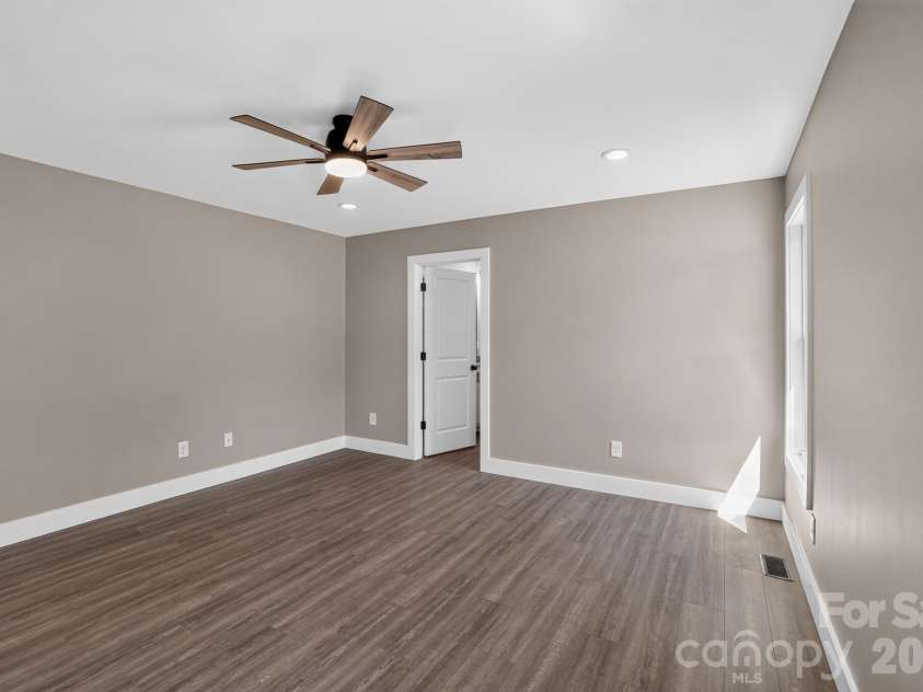 2418 Rock Dam Road, Lincolnton, NC 28092.  MLS# CAR4410742, YatesRealty ID 41521. 