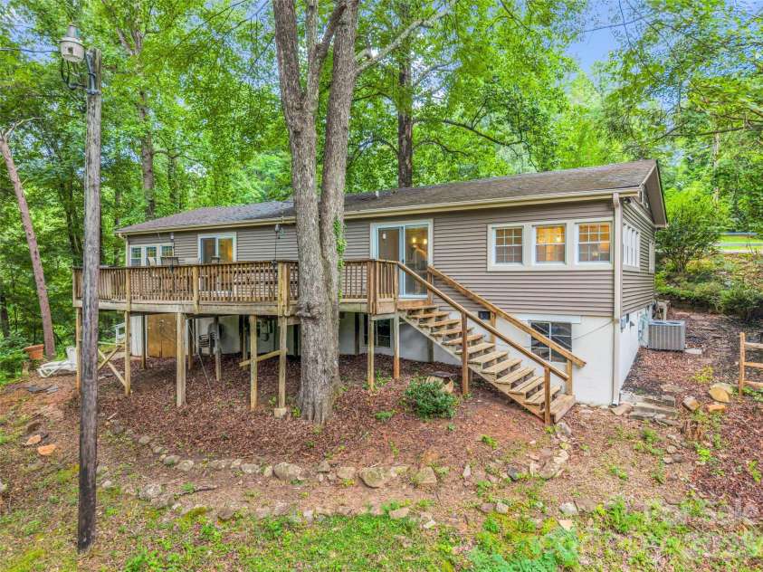 297 Chimney Cliffs Drive, Lake Lure, NC 28746.  MLS# CAR4408093, YatesRealty ID 41523. 