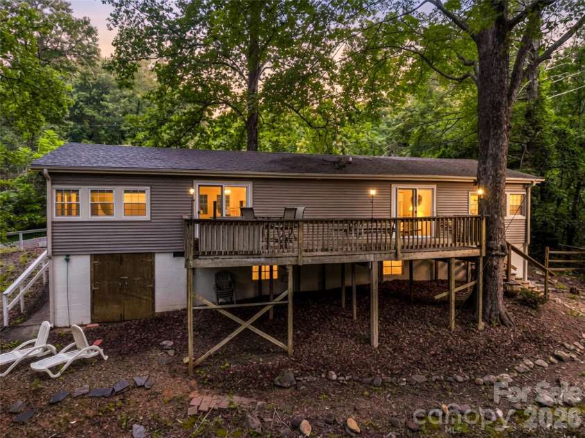 297 Chimney Cliffs Drive, Lake Lure, NC 28746.  MLS# CAR4408093, YatesRealty ID 41523. 