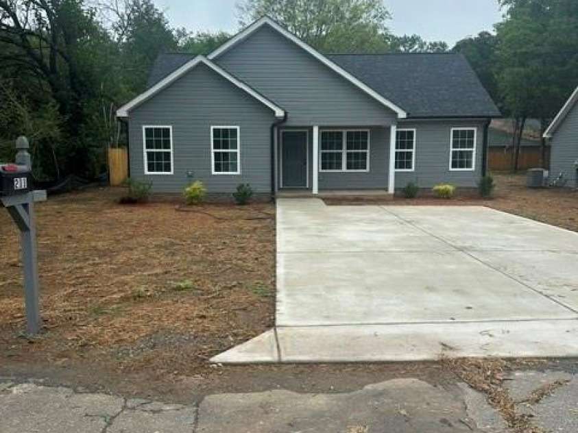 211 Ridley Street, Rock Hill, SC 29730.  MLS# CAR4410632, YatesRealty ID 41524. 