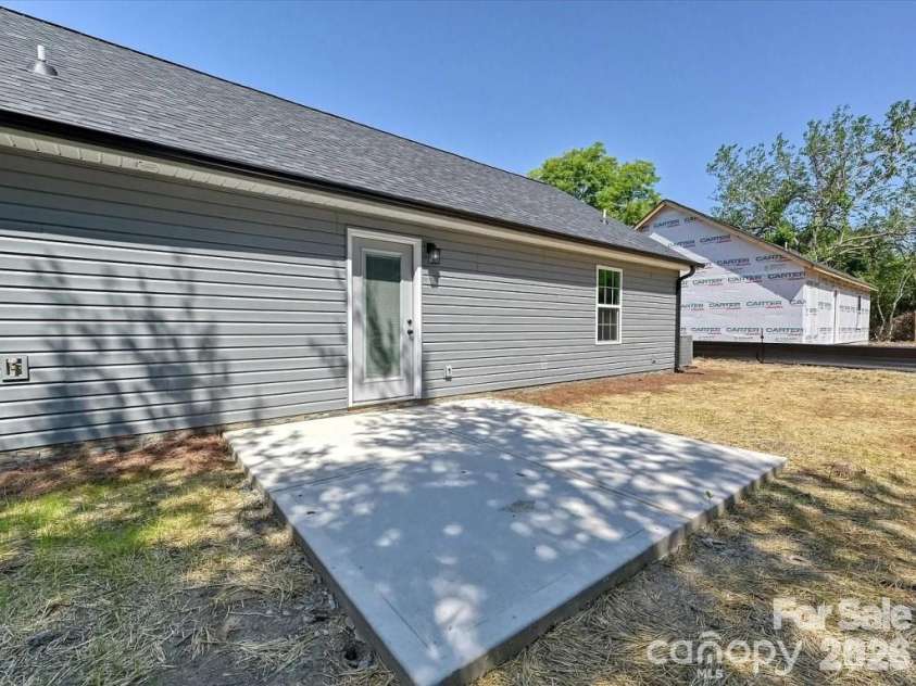 211 Ridley Street, Rock Hill, SC 29730.  MLS# CAR4410632, YatesRealty ID 41524. 