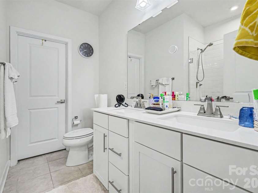 1206 Gleason Way, Charlotte, NC 28217.  MLS# CAR4410648, YatesRealty ID 41525. 